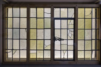 Interior photograph, visitors' signatures carved into window glass, William Shakespeare's