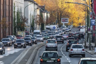Gladbecker Straße in Essen, B224, inner-city street in Essen heavily polluted by air pollution,