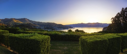 Sonnenuntergang, Akaroa Bay, Landschaft, Banks Peninsula, Canterbury, Neuseeland