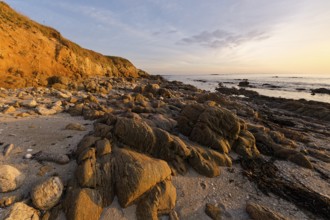 Rocky beach on the Atlantic coast near Kervert on the Rhuys Peninsula in Brittany. Kervert,