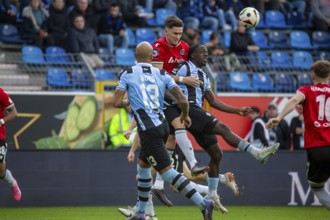 Football 3rd division, 2024/25 season, matchday 15: Waldhof Mannheim v Hannover 96 II