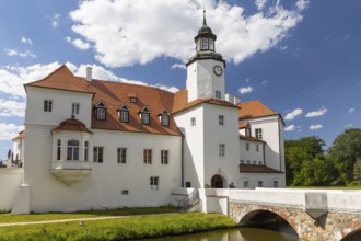Fürstlich Drehna moated castle, Luckau, Brandenburg, Germany, Europe