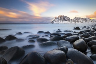 Rocks on the beach at Uttakleiv, long exposure, Vestvågøya, Lofoten, Norway, Europe