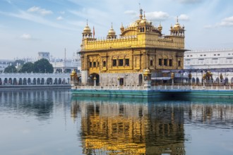 Sikh gurdwara Golden Temple (Harmandir Sahib) . Holy place of Sikihism. Amritsar, Punjab, India,