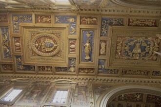 Basilica ceiling, Lateran Basilica, Basilica San Giovanni in Laterano, Cathedral of the Diocese of