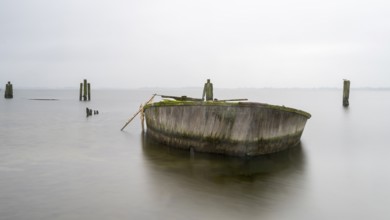 Long exposure, ship's bow in the Bodden, Dranske, Rügen, Mecklenburg-Western Pomerania, Germany,