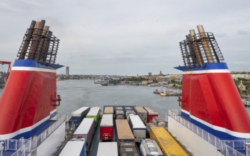 Large Stenaline car ferry leaves harbour, Eriksberg, Gothenburg, Sweden, Europe