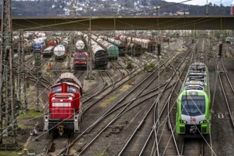 Regional train at Hagen-Vorhalle marshalling yard, one of the 9 largest in Germany, located on the