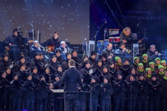 When over 25, 000 visitors flock to the Rudolf Harbig Stadium for the big Advent concert just in