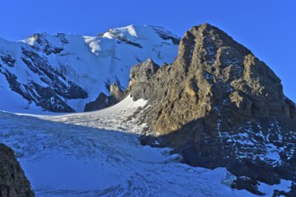 Blüemlisalphorn summit above the Blüemlisalp glacier, Kandersteg, Bernese Oberland, Switzerland,