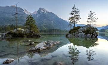 Hochkalter reflected in Hintersee, at sunset, Berchtesgaden National Park, Ramsau, Upper Bavaria,