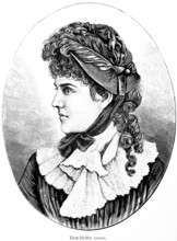 New York beauté, portrait of a young beautiful woman in modern summer clothes, small tied hat with
