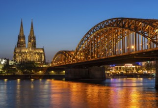 Cologne Cathedral, has been shining in new light since Easter 2025, the old metal halide lamps have