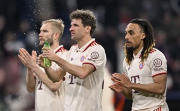 Disappointment after defeat for Thomas Müller FC Bayern Munich FCB (25) Konrad Laimer FC Bayern