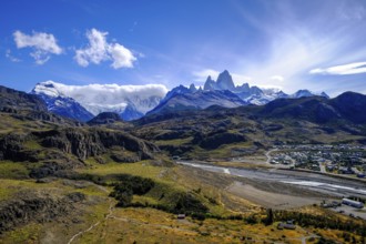 El Chaltén, Patagonia, Argentina, El Chaltén with a view of the Fitz Roy massif. El Chaltén offers