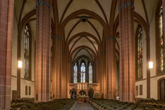 Church of Our Lady, Gothic hall church, interior, nave with cross vault, arcades, altar, rood