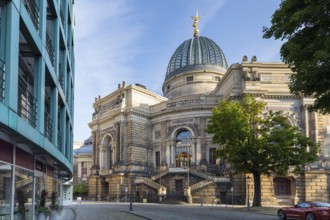 Art Academy with glass dome lemon squeezer on Georg-Treu-Platz, Dresden, Saxony, Germany, Europe