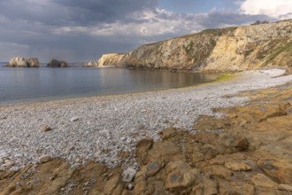 Pebble Beach on the Atlantic coast. Camaret, Crozon, Finistere, Brittany, France, Europe