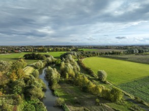 Bergkamen, Ruhr area, North Rhine-Westphalia, Germany, autumn landscape on the Seseke. The