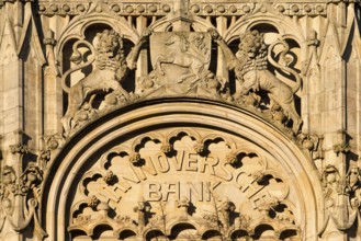 Hannoversche Bank, detail of the façade, Georgsplatz, Hanover, Lower Saxony, Germany, Europe