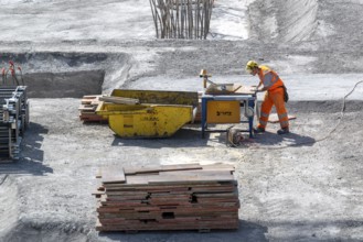 Construction site Construction worker Circular saw