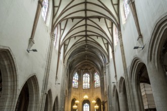 Nemours. Interior of Saint-Jean-Baptiste church. Seine-et Marne department. Ile-de-France. France.