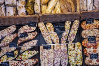 Baked snacks, pizza, baguettes and cheese sticks. In times of a shortage of skilled labour,