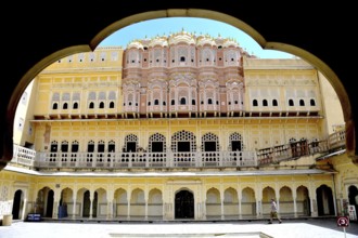 Hawa mahal, jaipur, rajasthan, india, asia