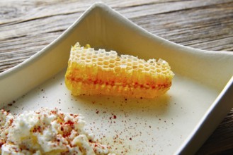 Cottage cheese curd with Honey honeycomb dessert