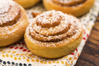 Yeast rolls with cinnamon