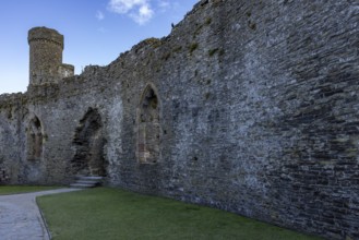 Conwy Castle, courtyard and towers, Conwy, Wales, Great Britain