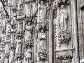 Detail Artistic building Leuven Town Hall (Historisch Stadhuis van Leuven) from 1469 in late Gothic