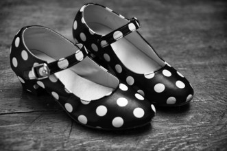 Dance shoes with dots in black and white