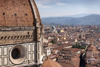 Neo-gothic facade of the renaissance cathedral Santa Maria del Fiore in Florence, Italy, Europe