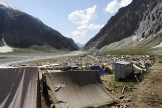 Sangam to holy cave, amarnath yatra, Jammu Kashmir, India, Asia