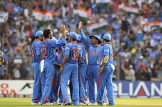 Cricketer 2LYuvraj Singh celebrate wicket Sri lankan batsman Thilan Sararaweera ICC Cricket World