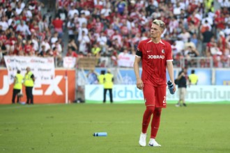 After a long injury break, Matthias Ginter (SC Freiburg) celebrated his comeback in the 1st FBL