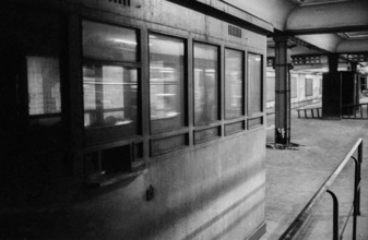 GDR, Berlin, 29 May 1990, Französische Straße underground station (U 6), 28 years of ghost station.