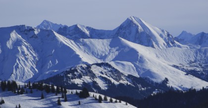 Mountain ranges seen from the Horneggli ski area, Switzerland, Europe