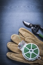 Safety glove green garden wire and secateurs