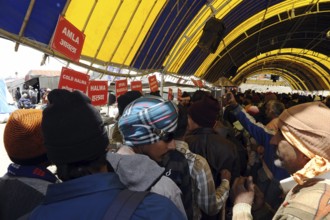 Queue for food, pabibal to panchtarni, amarnath yatra, Jammu Kashmir, India, Asia