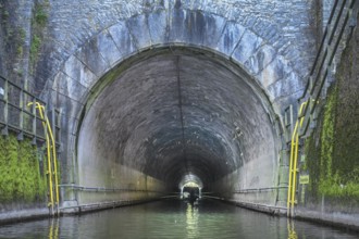 Weilburg ship tunnel, River Lahn, Limburg-Weilburg district, Hesse, Germany, Europe
