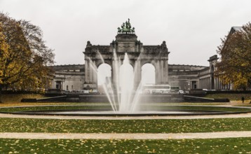Brussels, Belgium, 11 11 2018: View over the fountain and the arcades at the Cinquentenaire park