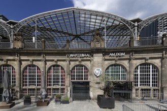 Historic old waiting room at Cologne Central Station