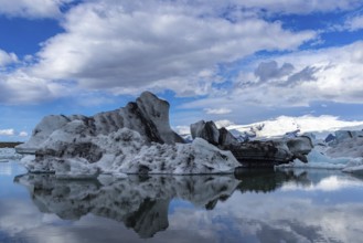 Jökulsarlon glacier lagoon, south coast, Iceland, Europe
