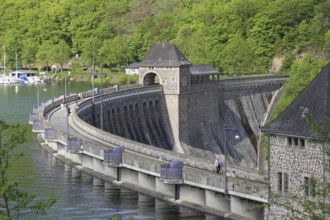 Edersee, Edertalsperre in spring people on the dam, blue water, green nature, Hesse, Edertal,