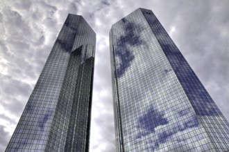 Clouds reflecting in skyscraper, Frankfurt, Hesse, Germany Frankfurt, Germany, Europe