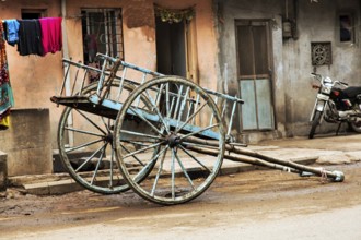 Horse cart, Miraj, Maharashtra, India, Asia