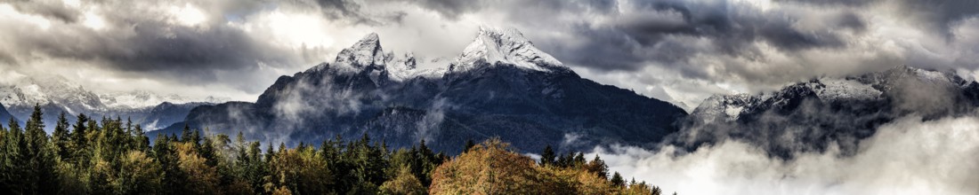 Autumn around the Watzmann in Berchtesgadener Land, Bavaria, Germany. Morning fog around the