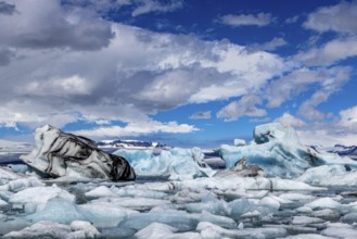 Jökulsarlon glacier lagoon, south coast, Iceland, Europe
